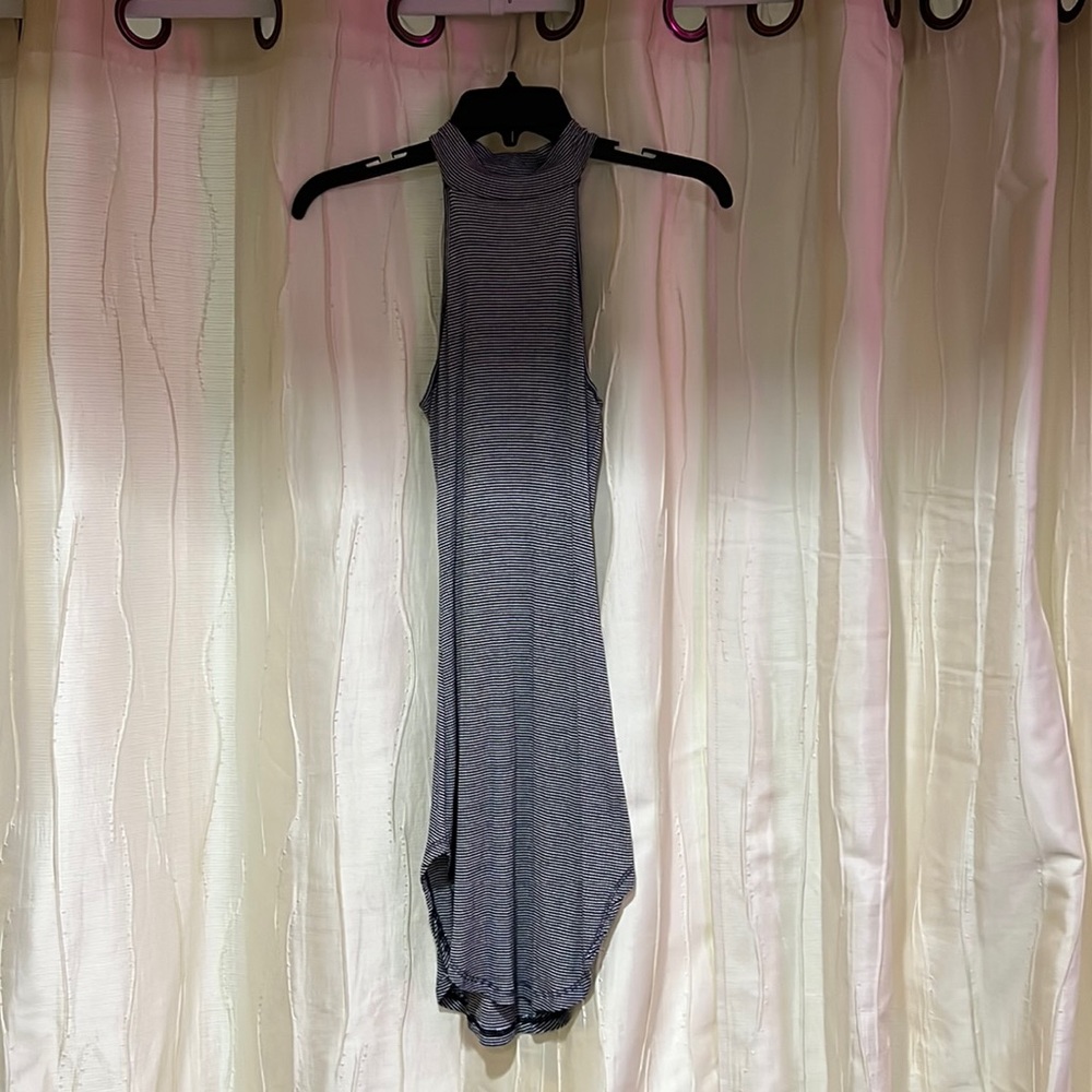 Iris dress size small